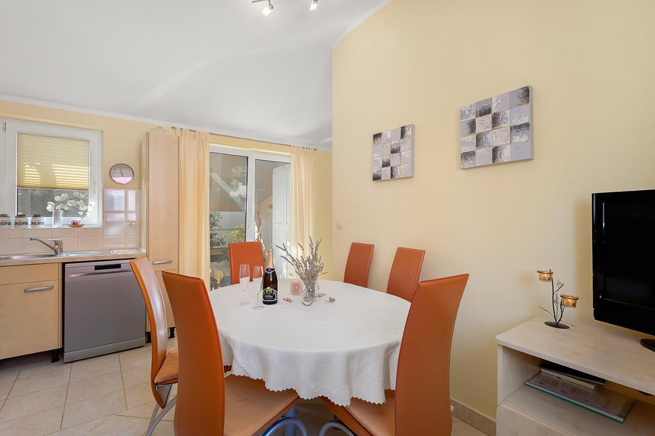 Apartment Ljubica Pulj